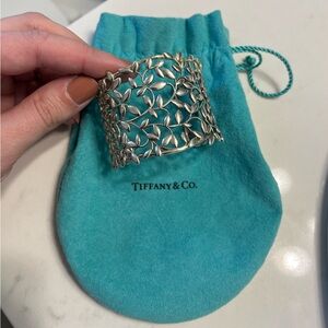 T & Co. Sterling Silver Wide Olive Leaf Cuff Bracelet *read description*